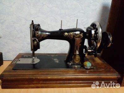 Швейная машина