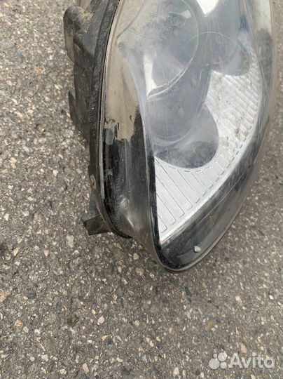 Фара левая с дефектом Volkswagen Jetta Golf 5