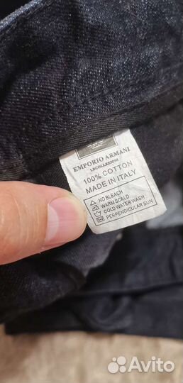 Джинсы armani