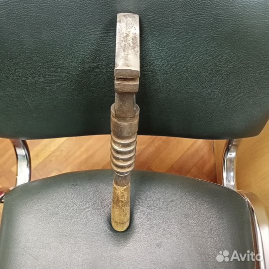 Старинный разводной ключ