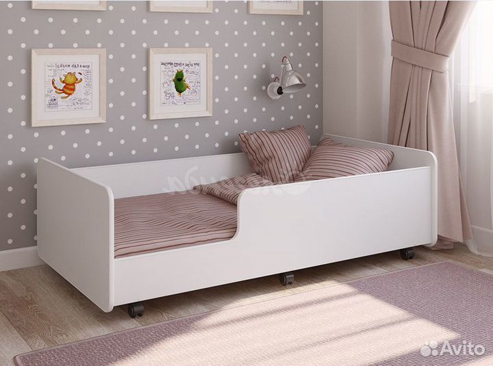 Детская кровать с бортиками от 3 лет. В наличии