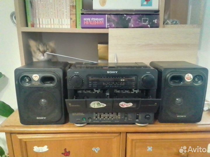 Кассетный магнитофон sony