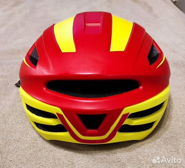 Шлем велосипедный с mp3 плеером б/у