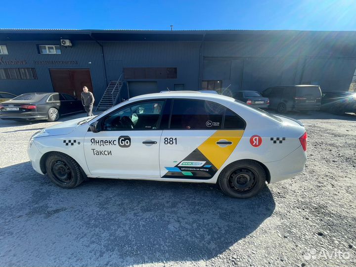 Оклейка яндекс такси