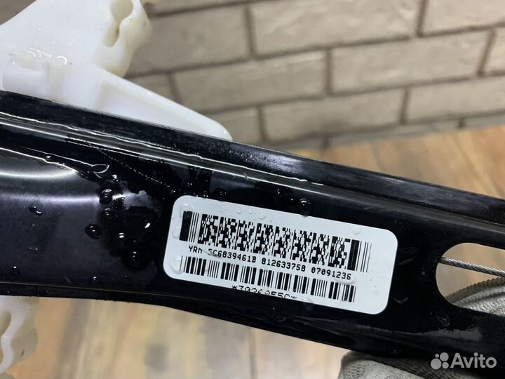 Volkswagen Jetta 6 Стеклоподъемник электр. задний