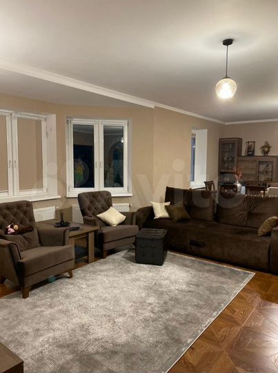 Дом 300 м² на участке 25 сот.