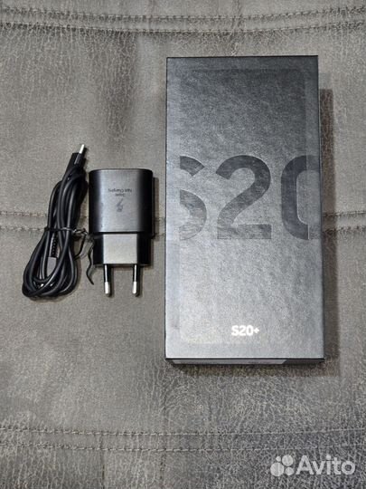 Samsung Galaxy S20+, 8/128 ГБ