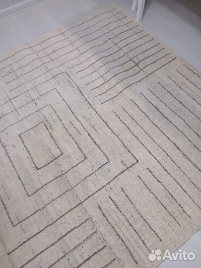 Ковер шерстяной