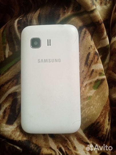 Телефон Samsung