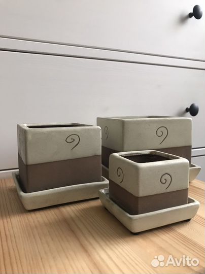 Набор керамических горшков