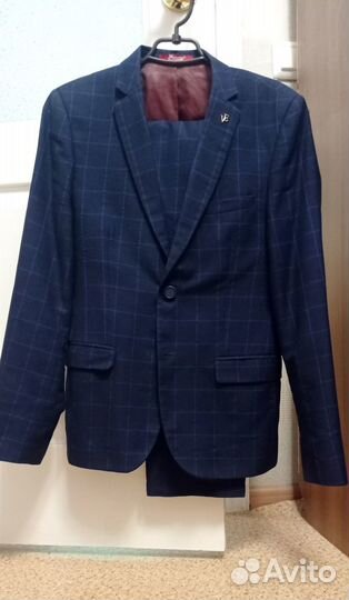 Костюм школьный