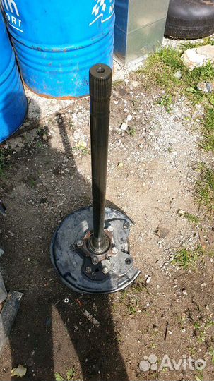 Чулок заднего моста Toyota Tundra 5.7