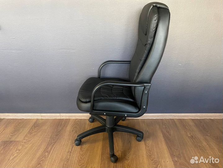 Офисное кресло. Доставка до двери