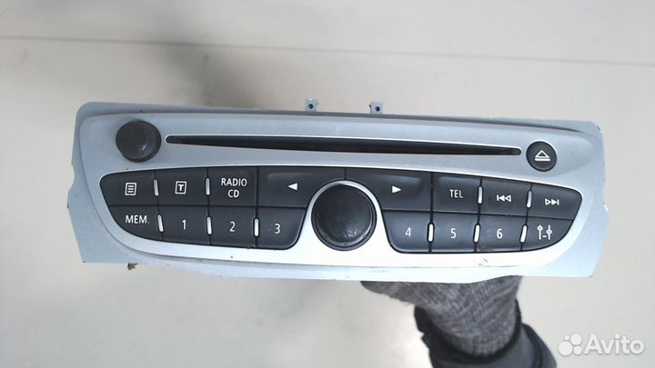 Магнитола Renault Fluence, 2011