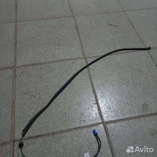 Датчик закрытия багажника правый Mercedes-Benz Ml