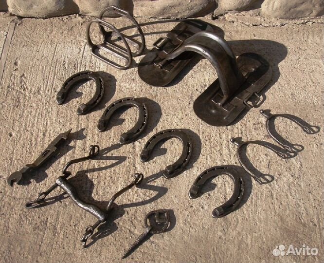 Старинный обвес на коня, всадника