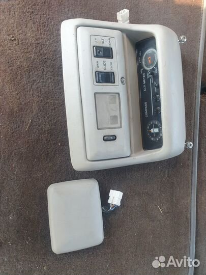 Светильник салона Land Cruiser 80