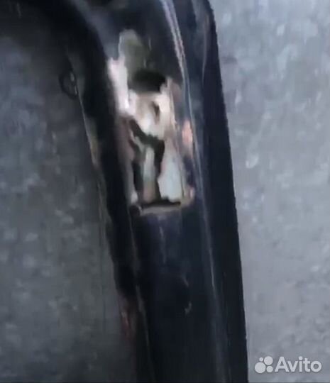 Дверь багажника niva 21214