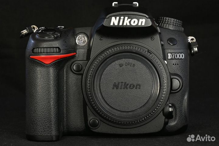 Nikon D7000 body пробег 18.400