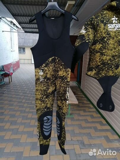 Гидрокостюм для подводной охоты 9мм, размер м
