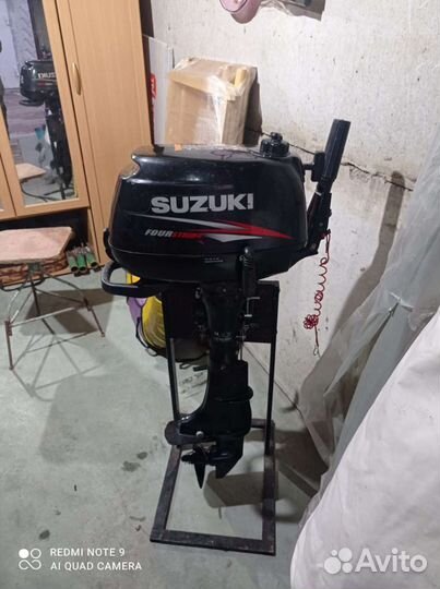Лодка Стингрей 320