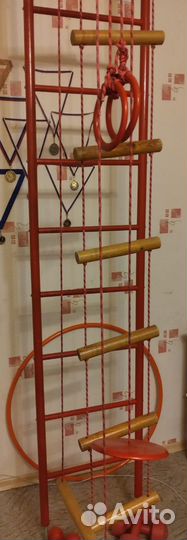 Шведская стенка с турником и брусьями