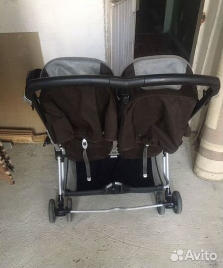 Прогулочная Коляска для двойни peg perego