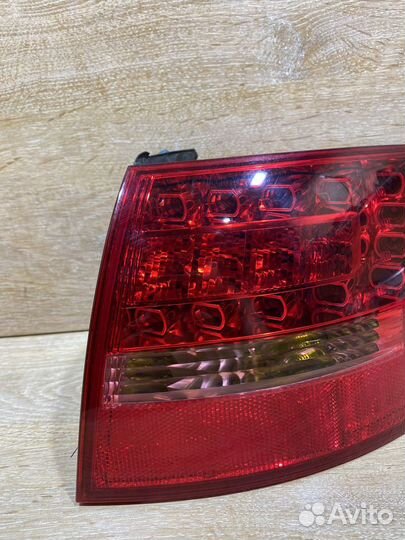 Фонарь задний правый Audi A6 C6 универсал 110043