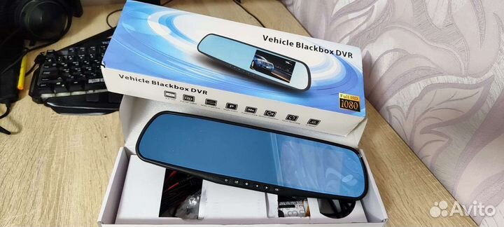 Зеркало регистратор с камерой заднего вида