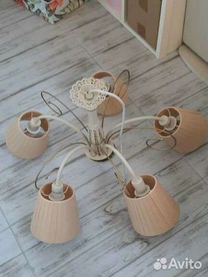 Люстра потолочная