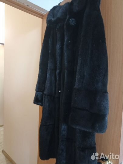 Шуба норковая с капюшоном, б/у р-р 42-44
