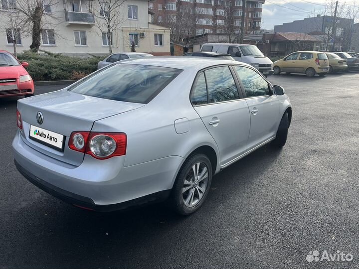 Volkswagen Jetta 1.6 МТ, 2008, 195 000 км