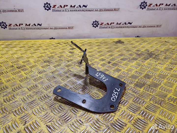 Кронштейн бачка гура Man Tga Tgs Tgx