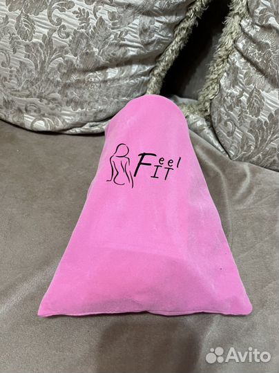 Тренажер для тренировки мышц бедер