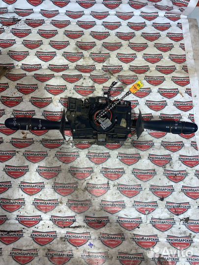 Блок подрулевых переключателей 61730002 Renault Cl