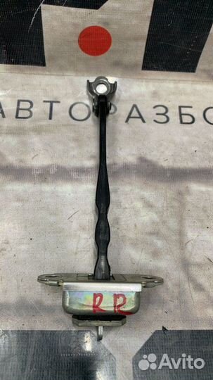 Ограничитель двери задний правый Infiniti Ex37 J50