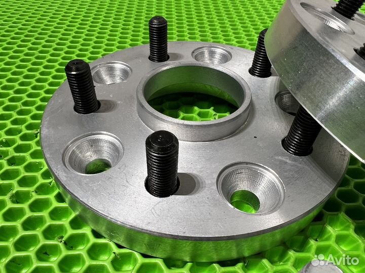 Проставки переходные 5х120 на 5x114,3 BMW 25 мм