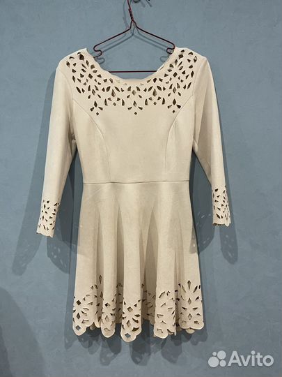 Платья женские 40 42 44