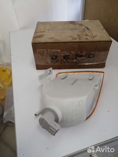 Указатель поворота левый VW Polo 1994- 4411513lwey