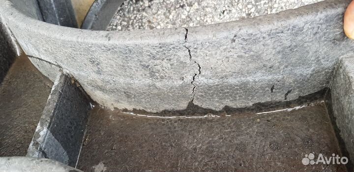 Volkswagen Golf V Plus с 2005-2014г Контейнер