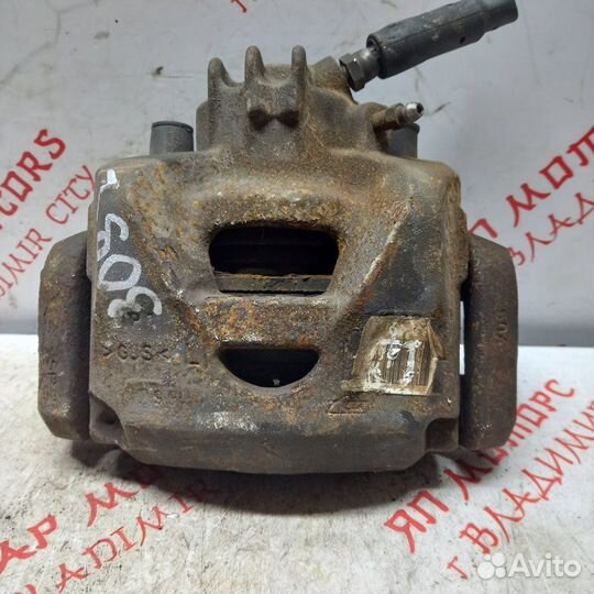 Суппорт тормозной передний левый Peugeot 308 Sw SW