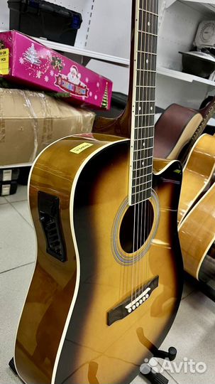 Электроакустическая гитара Elitaro 41