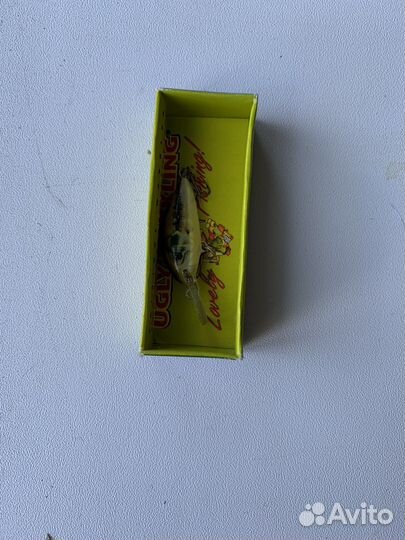 Воблер и набор блесен