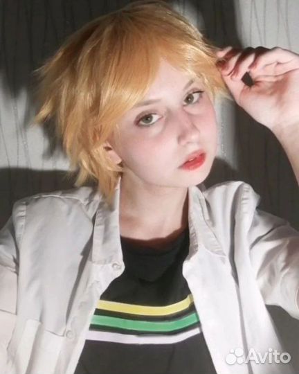 Парик желтый