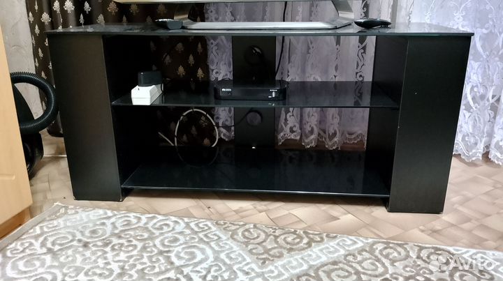 Тумба под телевизор бу