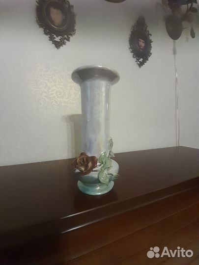 Ваза с розой перламутр, винтаж