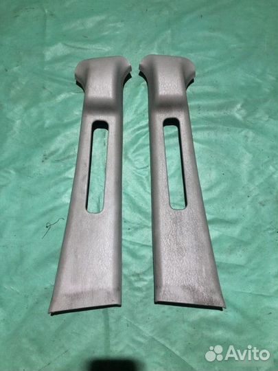 Накладки стоек Mitsubishi Carisma