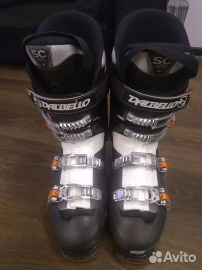 Продам мужские горнолыжные ботинки dalbello aero