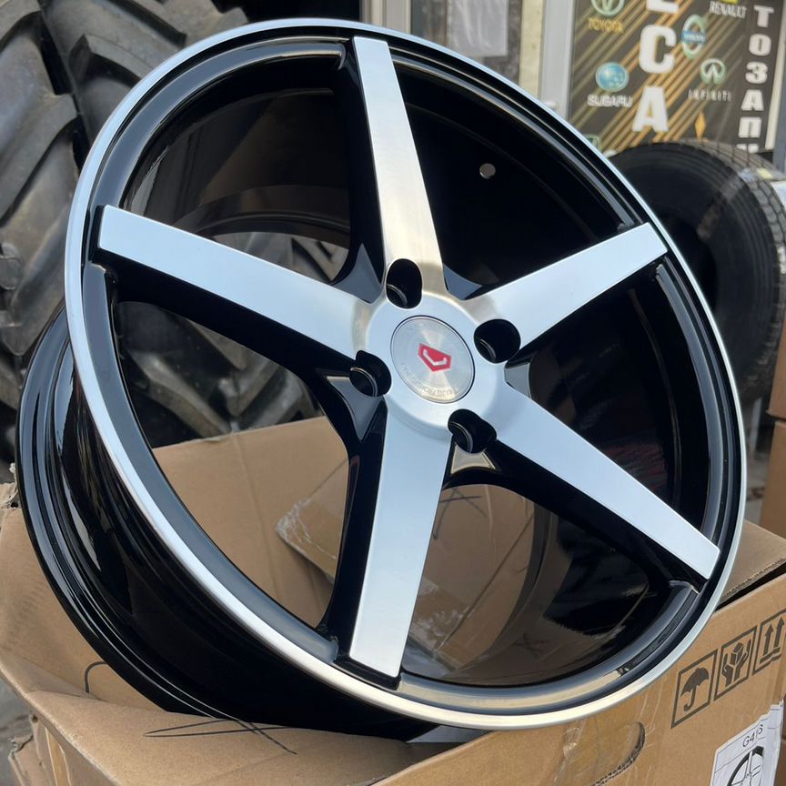 Литые диски Vossen VPS-303 7.5×R16 4×100