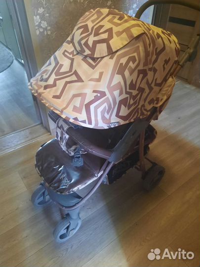 Прогулочная коляска